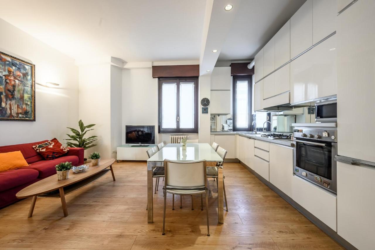 The Lantern Flat - Darsena Area Apartment Milano Ngoại thất bức ảnh