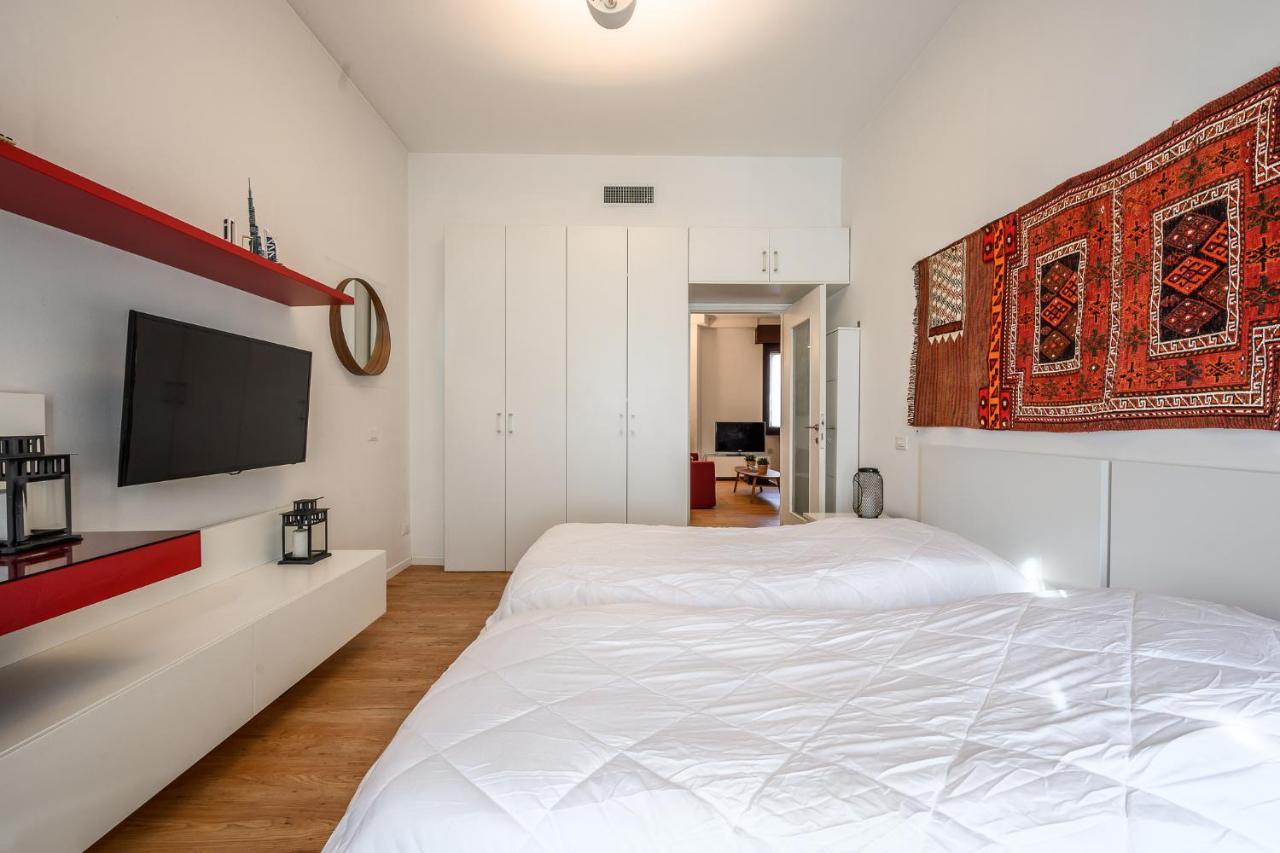 The Lantern Flat - Darsena Area Apartment Milano Ngoại thất bức ảnh