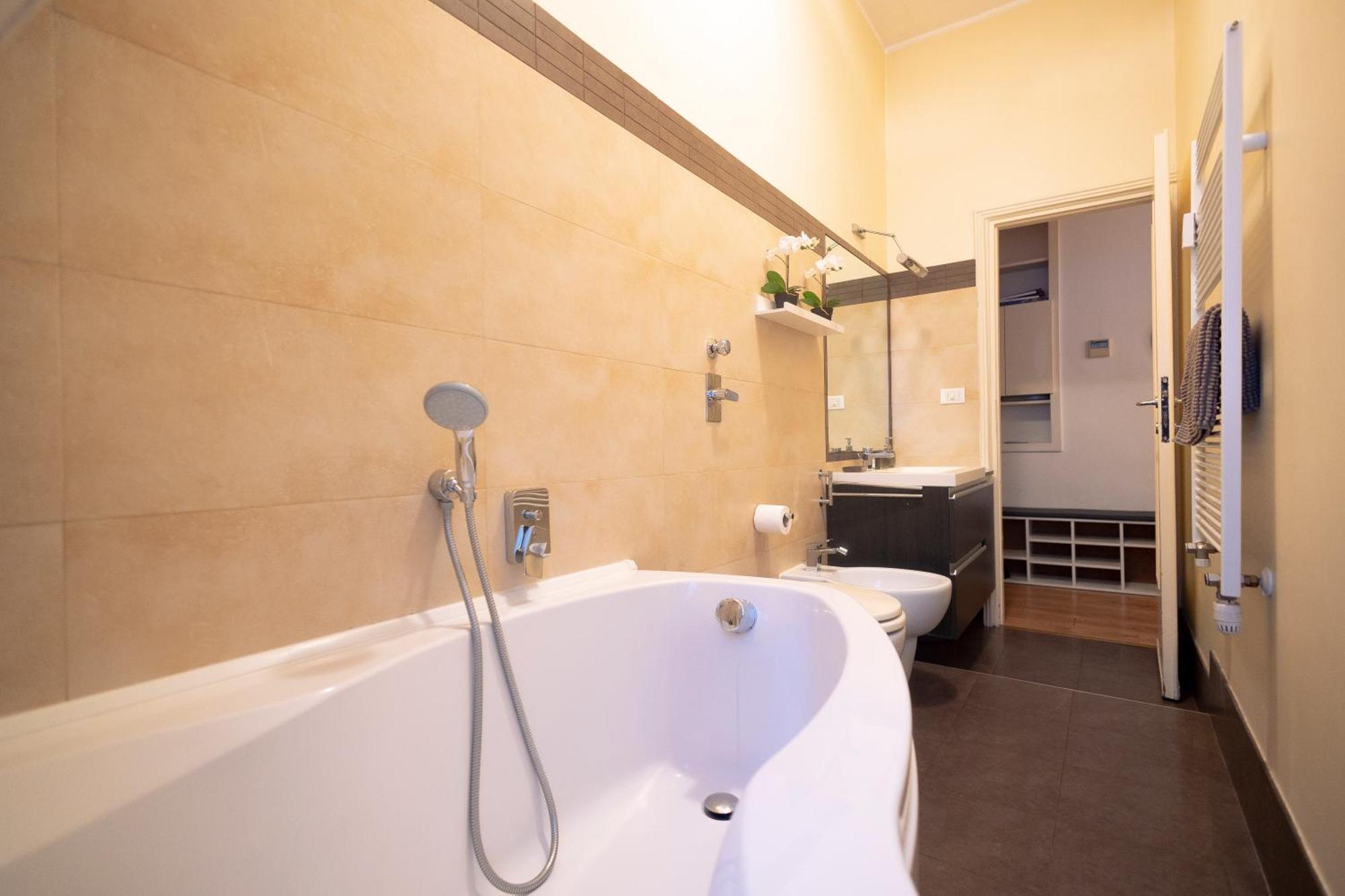 The Lantern Flat - Darsena Area Apartment Milano Ngoại thất bức ảnh